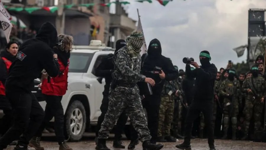 El sistema secreto que utiliza Hamás para pagar los salarios de 30 mil funcionarios en Gaza