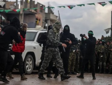 El sistema secreto que utiliza Hamás para pagar los salarios de 30 mil funcionarios en Gaza