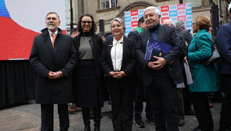 Equipo económico de Jeannette Jara descartó el fin de las AFP: "No veo que haya ninguna posibilidad política para aquello"