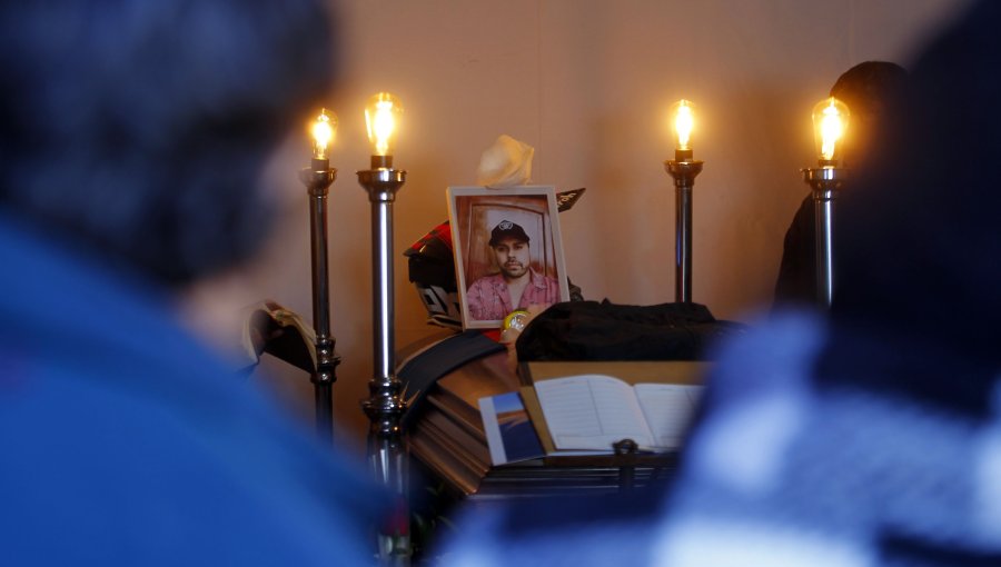 Una multitud despidió en la localidad de Chancón al minero Álex Araya, fallecido en El Teniente