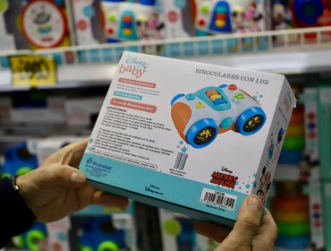 Seremi de Salud llama a prevenir riesgos en la compra de juguetes por el Día de la Niñez