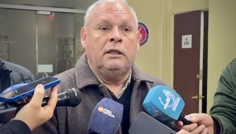 Rodrigo Mundaca por escándalo del micrófono abierto donde insultaba a cores del Partido Republicano: "Fue un exceso lingüístico"