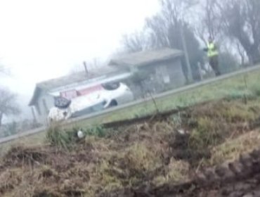 Bulnes: Fatal caída de automóvil a zanja cobra la vida de joven de 25 años
