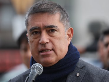 Ataque con bencina a docente del INBA genera repudio: Desbordes califica el hecho como "inaceptable"