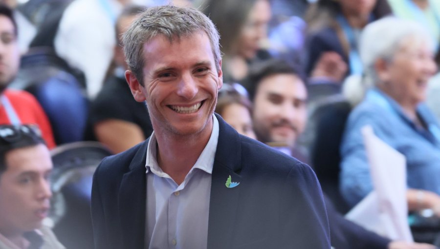 "No es algo que a mí me preocupe": Presidente de Evópoli desdramatiza descuelgues de Chile Vamos en campaña de Matthei
