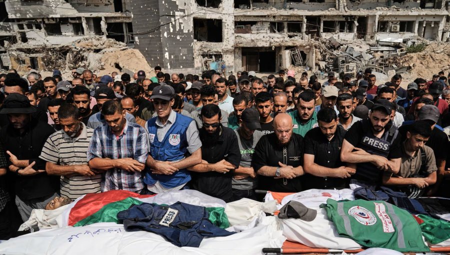 Gobierno condena muerte de periodistas palestinos en Gaza: "Una grave vulneración del derecho internacional humanitario"