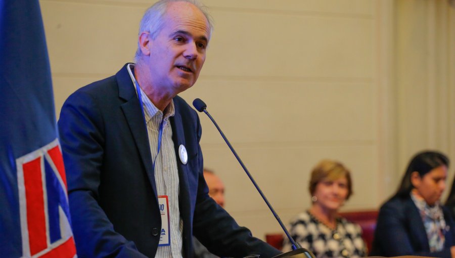 Presidente de Renovación Nacional anunció que acuerdo parlamentario con Partido Demócrata podría estar listo este lunes