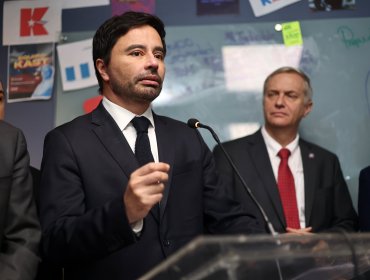 Rodolfo Carter y su decisión de apoyar a José Antonio Kast y no a Evelyn Matthei: "En Chile Vamos por un lado te dan la mano y en la otra tienen la daga"