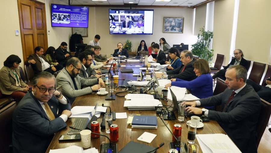 Comisión de la Cámara rechaza indicación del Ejecutivo para modificar parámetros de gratuidad en la educación superior