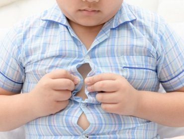 Estudio revela que el 81% de los padres no ve el sobrepeso de sus hijos y que el alto costo de alimentos sanos es un obstáculo clave