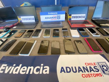 Detectan celulares, computadores y tablets que se pretendían enviar ilegalmente a Haití desde el puerto de Valparaíso