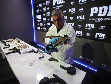Descubren sofisticado arsenal en Renca: Investigan "arriendo" de armas a bandas