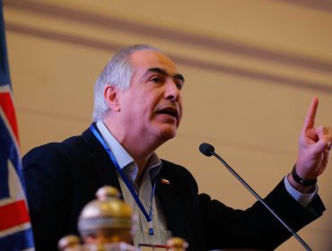 Francisco Chahuán anunció que no será candidato a la Cámara de Diputados