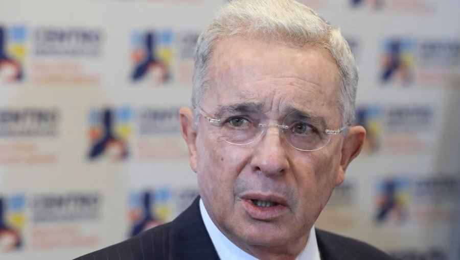 Tribunal Superior de Bogotá ordena la libertad inmediata del expresidente Álvaro Uribe