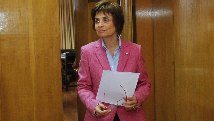 Paula Daza tras dichos de Juan Sutil sobre la dictadura: "La democracia tenemos que cuidarla entre todos"