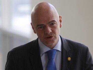 Presidente de la FIFA por violentos incidentes entre Independiente y la U: "Esperamos sanciones ejemplificadoras"