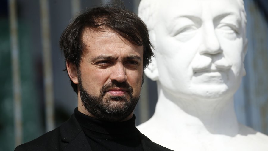 Jorge Sharp apunta contra el oficialismo: "Dejó de hablarle en forma clara a los chilenos"