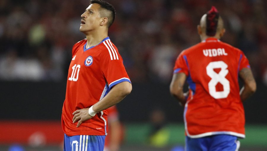 Nicolás Córdova golpea la mesa y no convoca a jugadores de la "Generación Dorada" para los partidos ante Brasil y Uruguay
