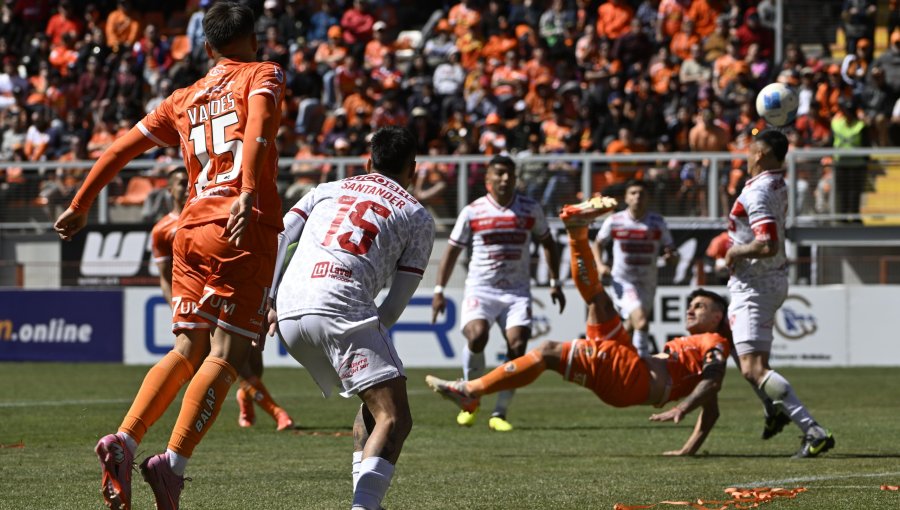 Copiapó dejó escapar el triunfo y debió conformarse con un amargo empate