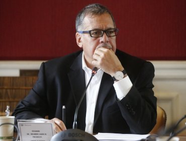 Lagos Weber reprocha críticas de Carmona hacia Marcel y afirma que cada intervención del presidente del PC genera "ruptura"