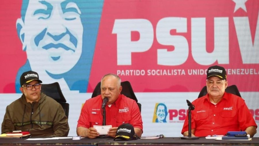 Venezuela envía 15.000 militares a frontera con Colombia para combatir el narcotráfico
