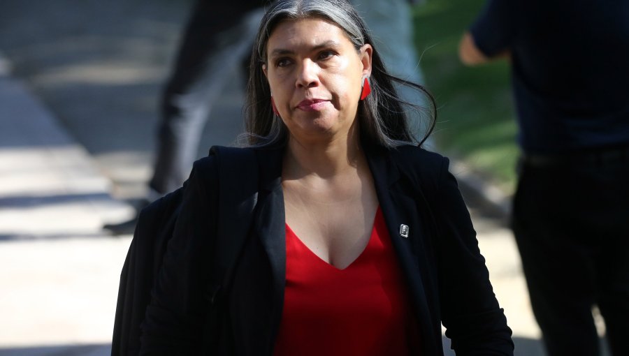 Choque político en comando de Jara: Figueroa (PC) responde a críticas de Lagos-Weber (PPD)