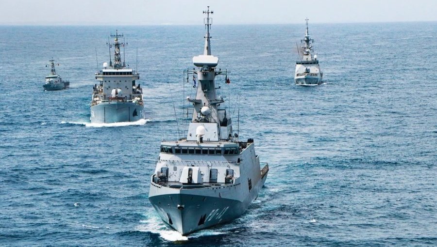 Venezuela desplegará buques y drones en sus costas ante presencia militar de EE.UU en el Caribe