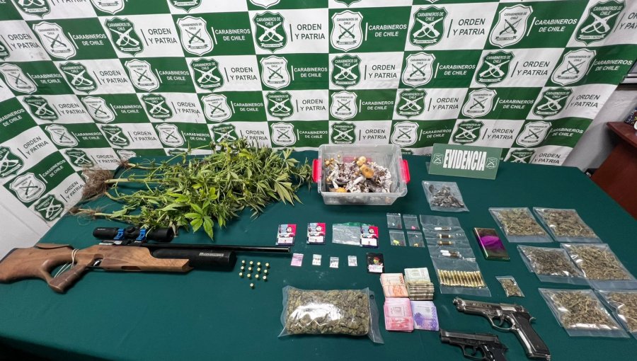 Con armas y drogas en su poder capturan a peligrosa mujer en sector de San Antonio