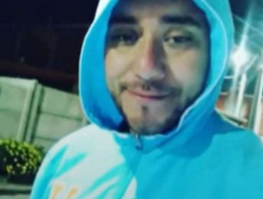 Hincha calerano de la U que fue empujado al vacío por barristas de Independiente recibió el alta y regresará a Chile