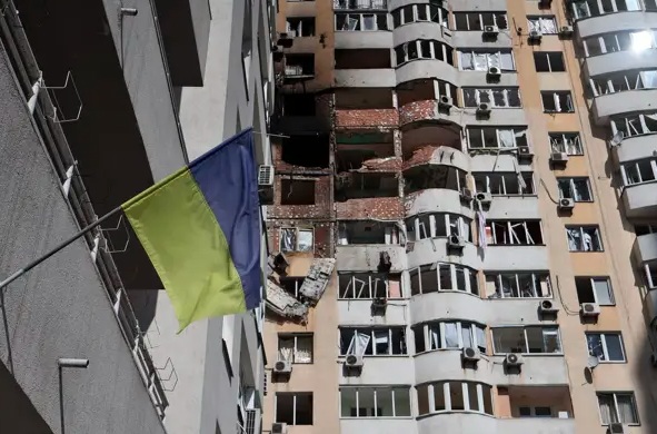 Al menos 14 muertos por ataque ruso contra Kiev: tres de las víctimas son niños