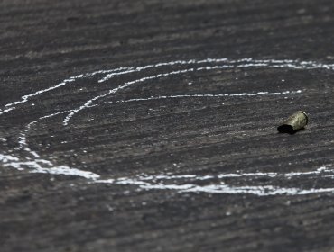 Ráfaga de disparos hacia una casa deja un hombre muerto en sector alto de Valparaíso