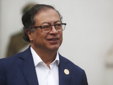 Petro intensifica la lucha contra "la mafia" y pide militarizar la frontera con Venezuela