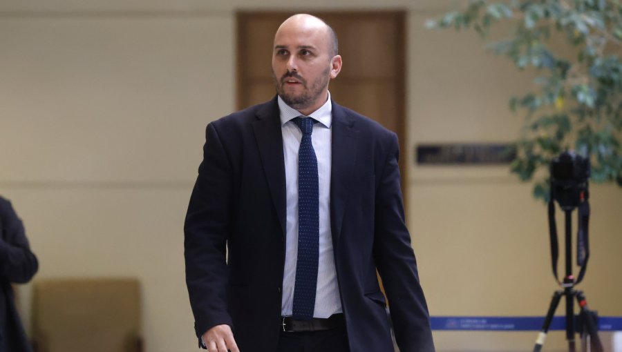 Diputado Longton dice ante una eventual segunda vuelta que "tenemos que sumarnos a la candidatura de derecha que pase"