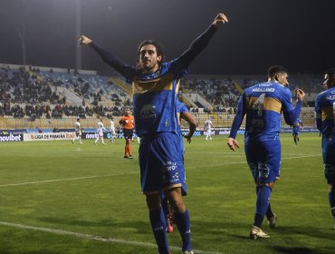 Everton vuelve a los festejos tras derrotar a La Serena que profundiza su crisis en la Liga de Primera