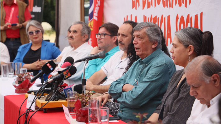 El PC en una encrucijada: a dos años de la muerte de Teillier, el caso Jadue y las declaraciones de Carmona dividen al partido