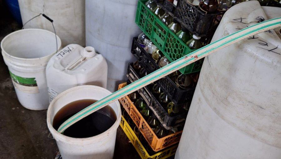 Desbaratan centro de fabricación y venta de bebidas alcohólicas falsificadas en El Bosque