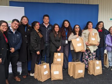 Viña del Mar inaugura su primer Ecomercado Solidario: entregan productos de primera necesidad a familias vulnerables