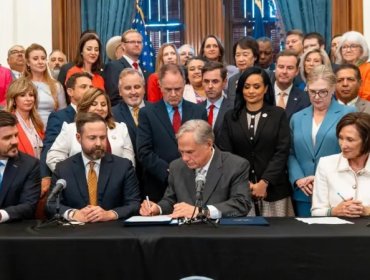 Texas prohíbe comprar o alquilar propiedades a ciudadanos de China, Irán, Corea del Norte y Rusia