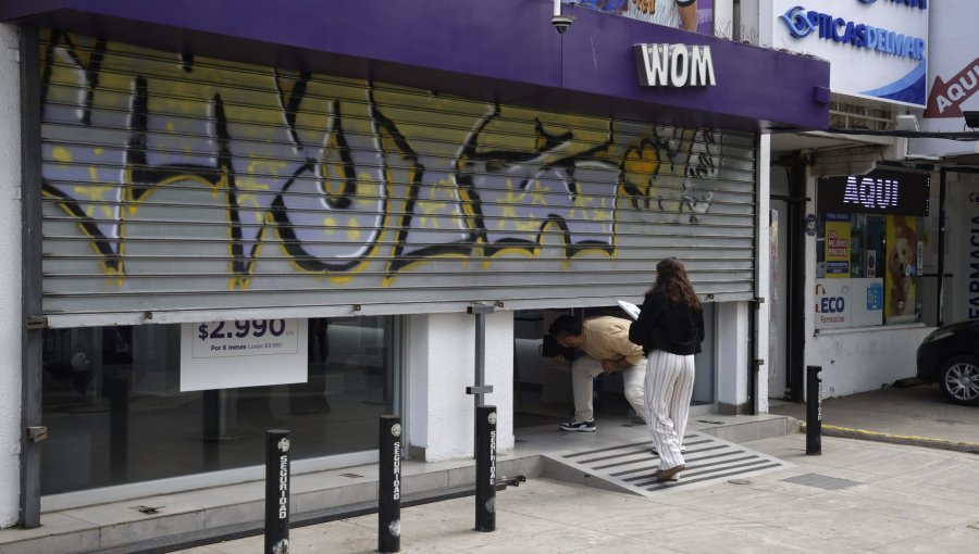 Violento asalto en Viña del Mar: encapuchados armados roban teléfonos celulares a sucursal de WOM y protagonizan fuga de película