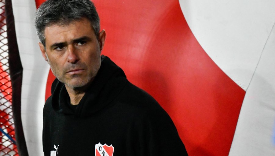 DT de Independiente: "Uno desea que las cuestiones futbolísticas se resuelvan dentro del campo"