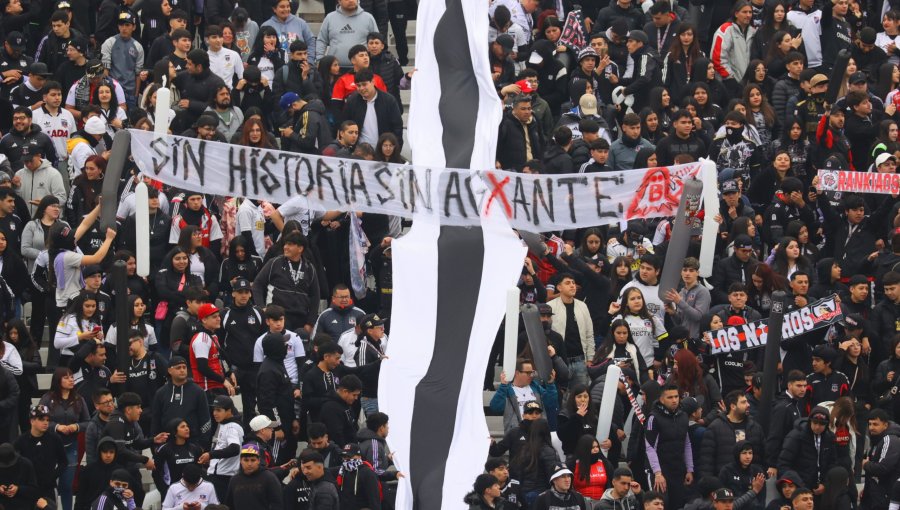 Aníbal Mosa pide a hinchas de Colo-Colo que denuncien a quienes realicen actos violentos en el Superclásico
