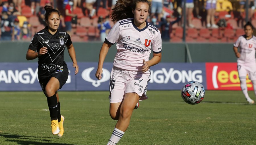 A lo grande: Sonya Keefe tuvo un debut soñado en la máxima categoría del fútbol de España