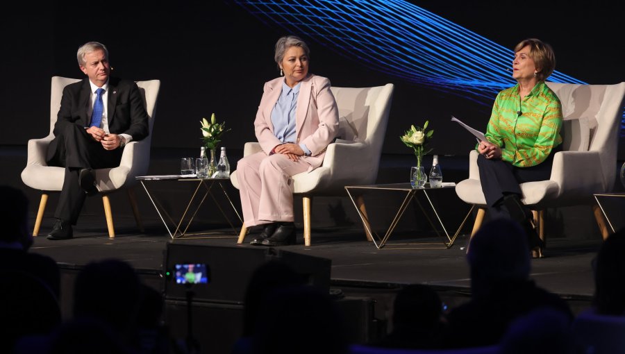 Kast vs. Jara: La carrera presidencial se estrecha a un punto según Encuesta Criteria