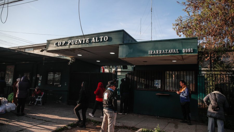 Gendarmería frustró fuga de cinco reos desde la cárcel de Puente Alto