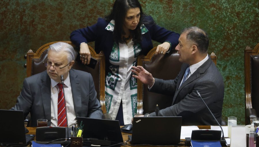 Cámara de Diputados afina los últimos detalles de proyecto que multa por no votar: sanciones llegarían hasta $206 mil