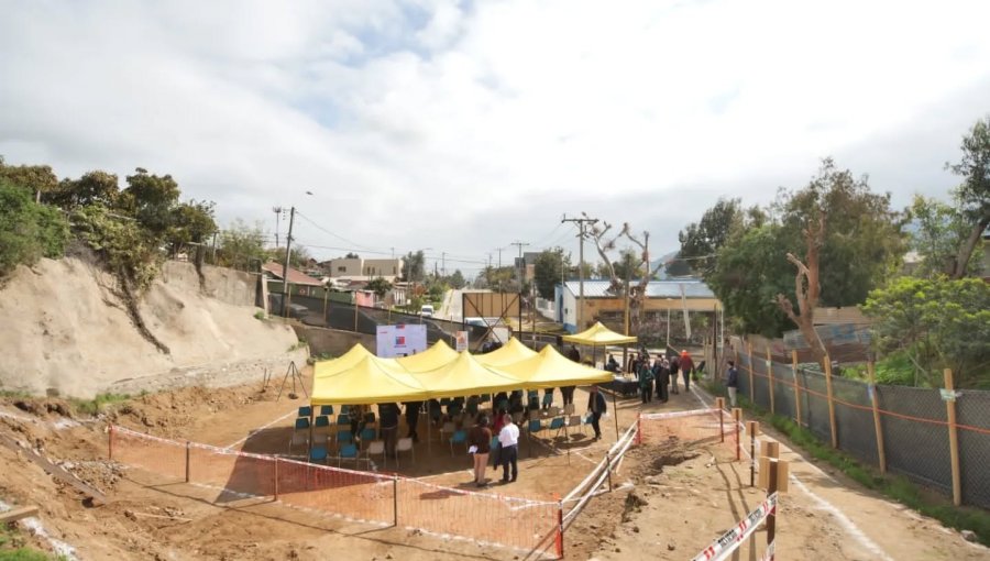 Dan el vamos a las obras que darán vida al Centro Comunitario y de Emergencias La Cantera en La Ligua
