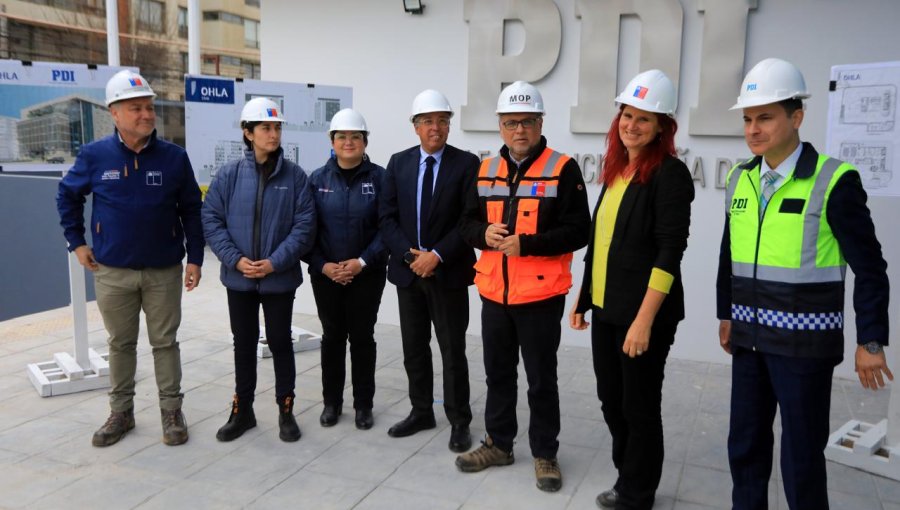Diputado Barrios destaca inversión del Gobierno para "combatir la delincuencia" tras visitar obras de nuevo cuartel de la PDI en Viña