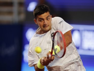 Tomás Barrios preocupa de cara a la serie de Copa Davis tras sufrir dura derrota en el Challenger de Sevilla