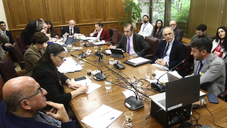 Senador Chahuán respalda dichos de Cardenal Chomalí por ley de Eutanasia: "Corresponde poner el foco en los cuidados paliativos"