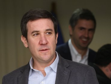 Presidente de la UDI acusa al Gobierno de incumplir la Constitución al rechazar multas por no votar